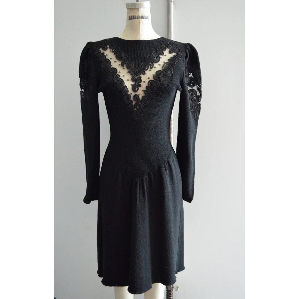 Vintage Pat Sandler Wellmore Black Santana Knit Bead Puff Sleeve Dynasty